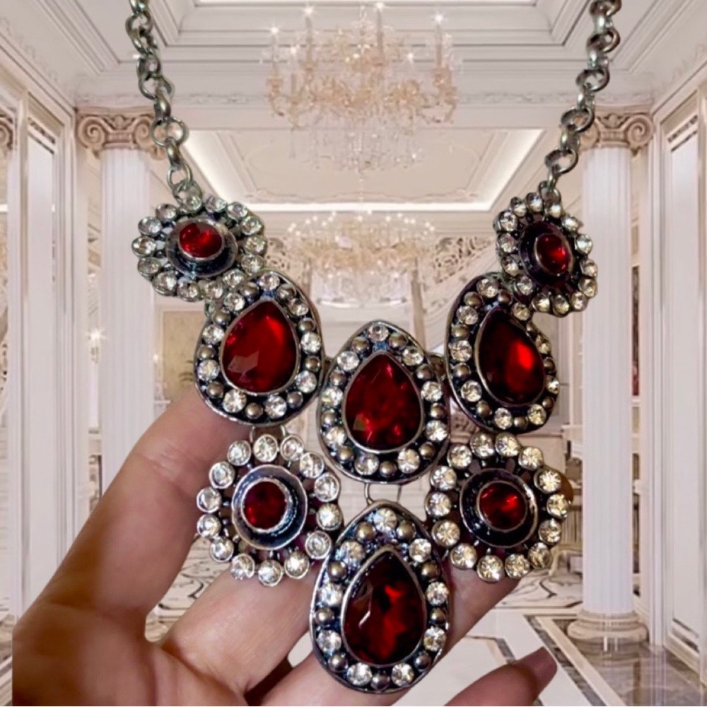 Ruby Red Statement Crystal Fringe Dangle Teardrop Bib Necklace & Earrings Set - Picture 4 of 6